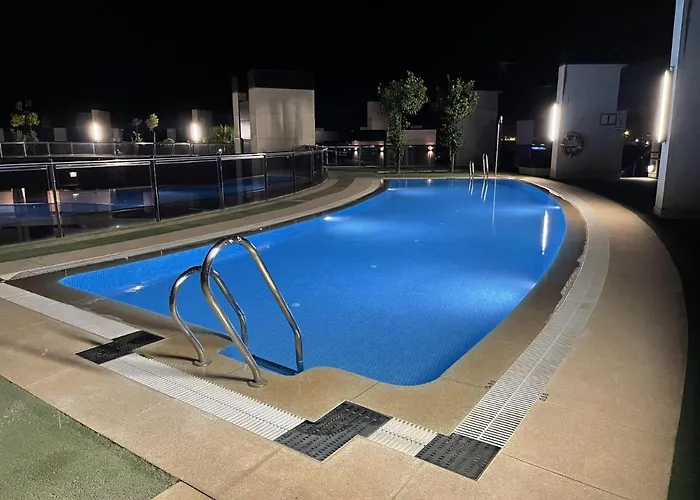 Apartman Tecnocordoba Ii Aparcamiento Privado Gratuito Y Piscina Córdoba
