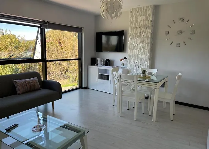 Tecnocordoba Ii Aparcamiento Privado Gratuito Y Piscina *