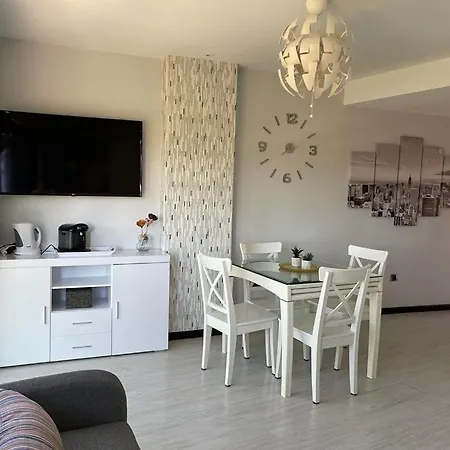 Tecnocordoba Ii Aparcamiento Privado Gratuito Y Piscina Lägenhet